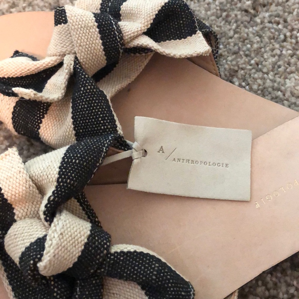 Sandals - Picture 4 of 4